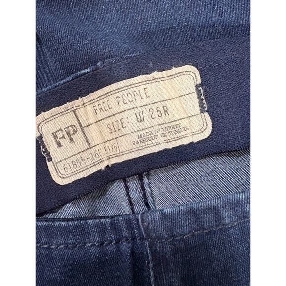 Penny Pull-On Flare Jean Size 25R - Picture 8 of 8